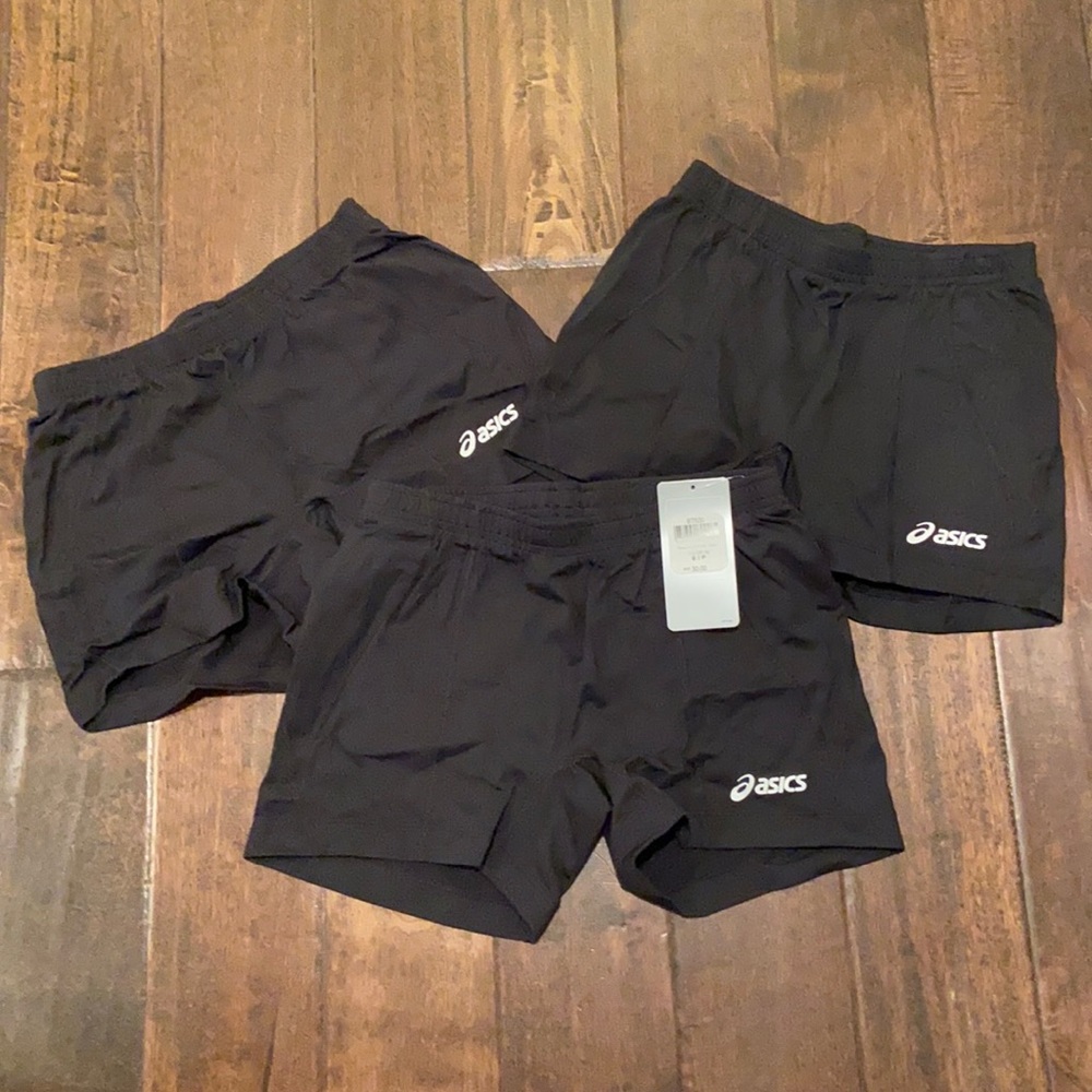 Women’s Asics volleyball short bundle